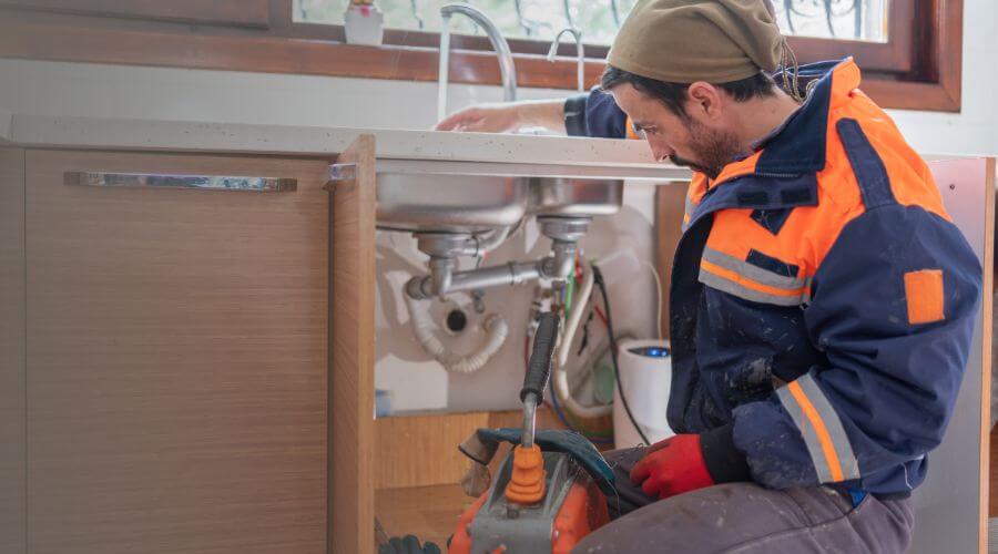 Professional water heater repair in Clayton, DE